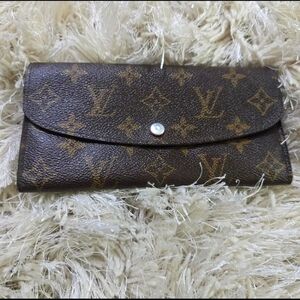 SOLD Louis Vuitton Monogram Emilee